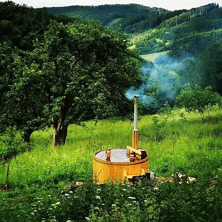 Dolinka Off-Grid Eco Farm Pobyt na farme Kozelnik