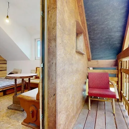 Pobyt na farme Dolinka Off-Grid Eco Farm