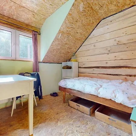 Dolinka Off-Grid Eco Farm * Kozelnik