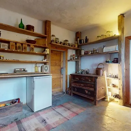 Off-grid Eco Farm Dolinka Kozelnik