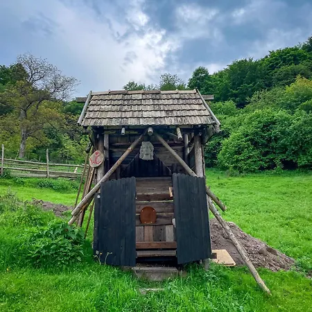 Bauernhof Off-grid Eco Farm Dolinka Kozelnik