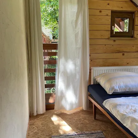 Off-grid Eco Farm Dolinka *