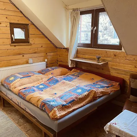 Pobyt na farme Dolinka Off-Grid Eco Farm *