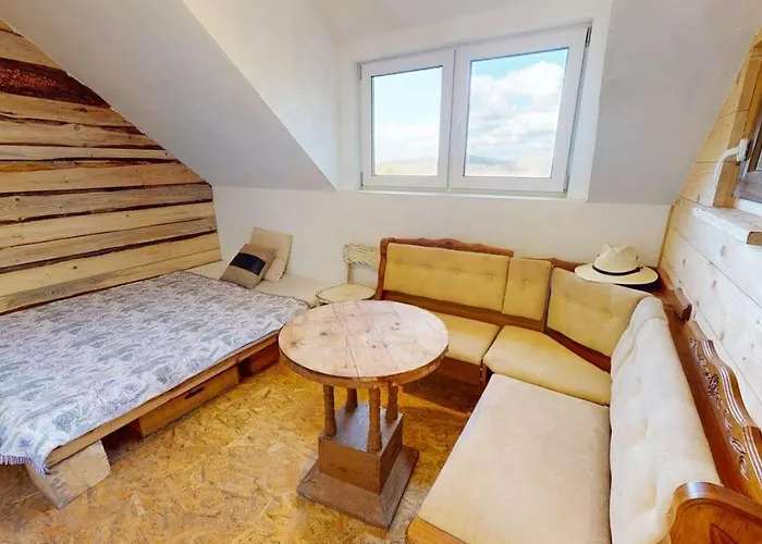 Off-grid Eco Farm Dolinka Agroturismo *