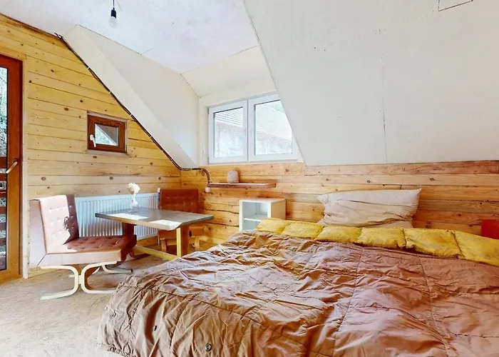 Off-grid Eco Farm Dolinka * Kozelnik