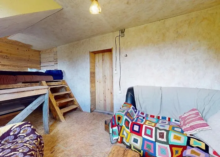 Off-grid Eco Farm Dolinka Agroturismo Kozelnik